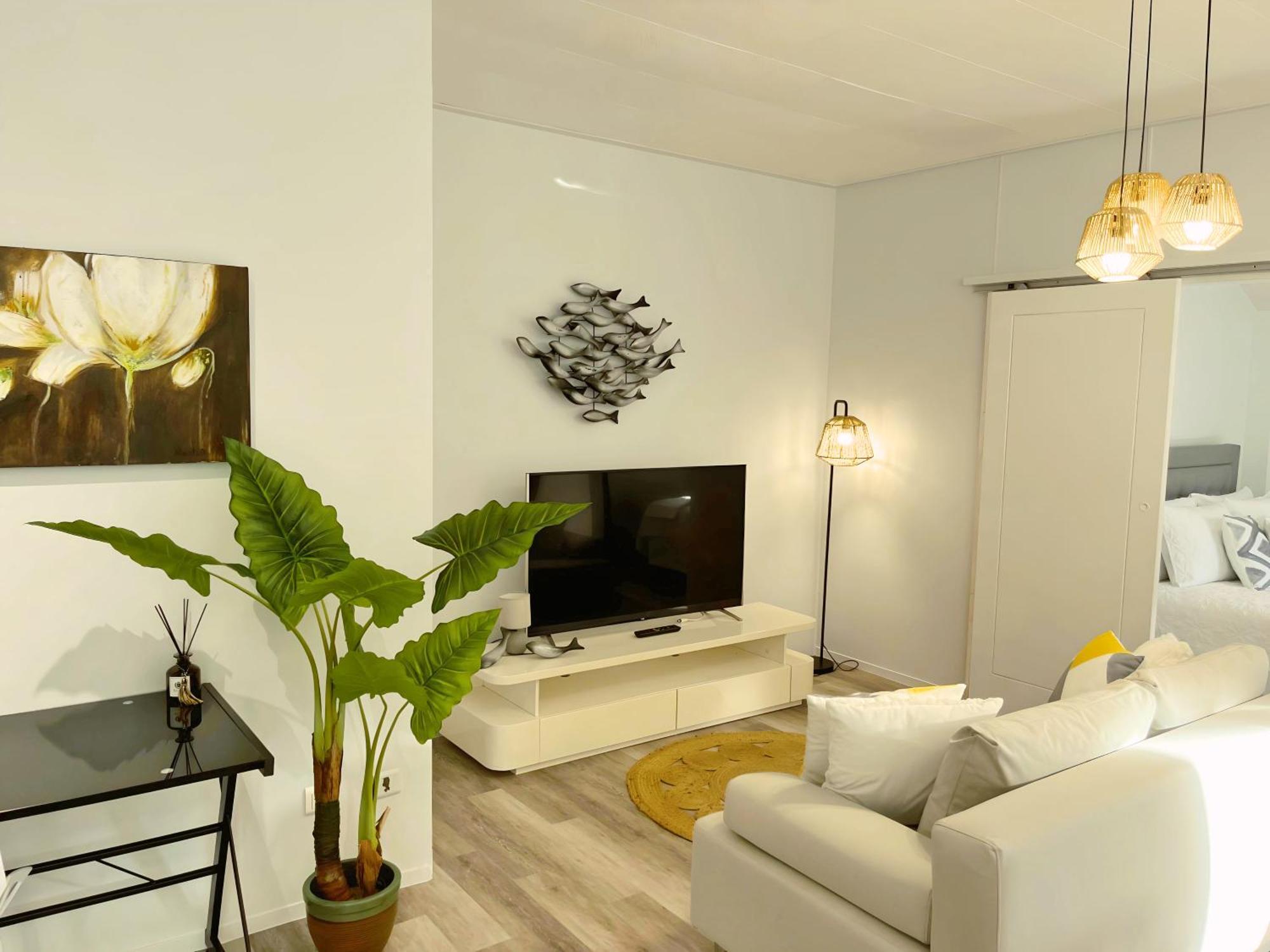 Tiaki Guesthouse - Cozy Modern Studio - 5Min Drive From The Beach And Punaauia Center Luaran gambar